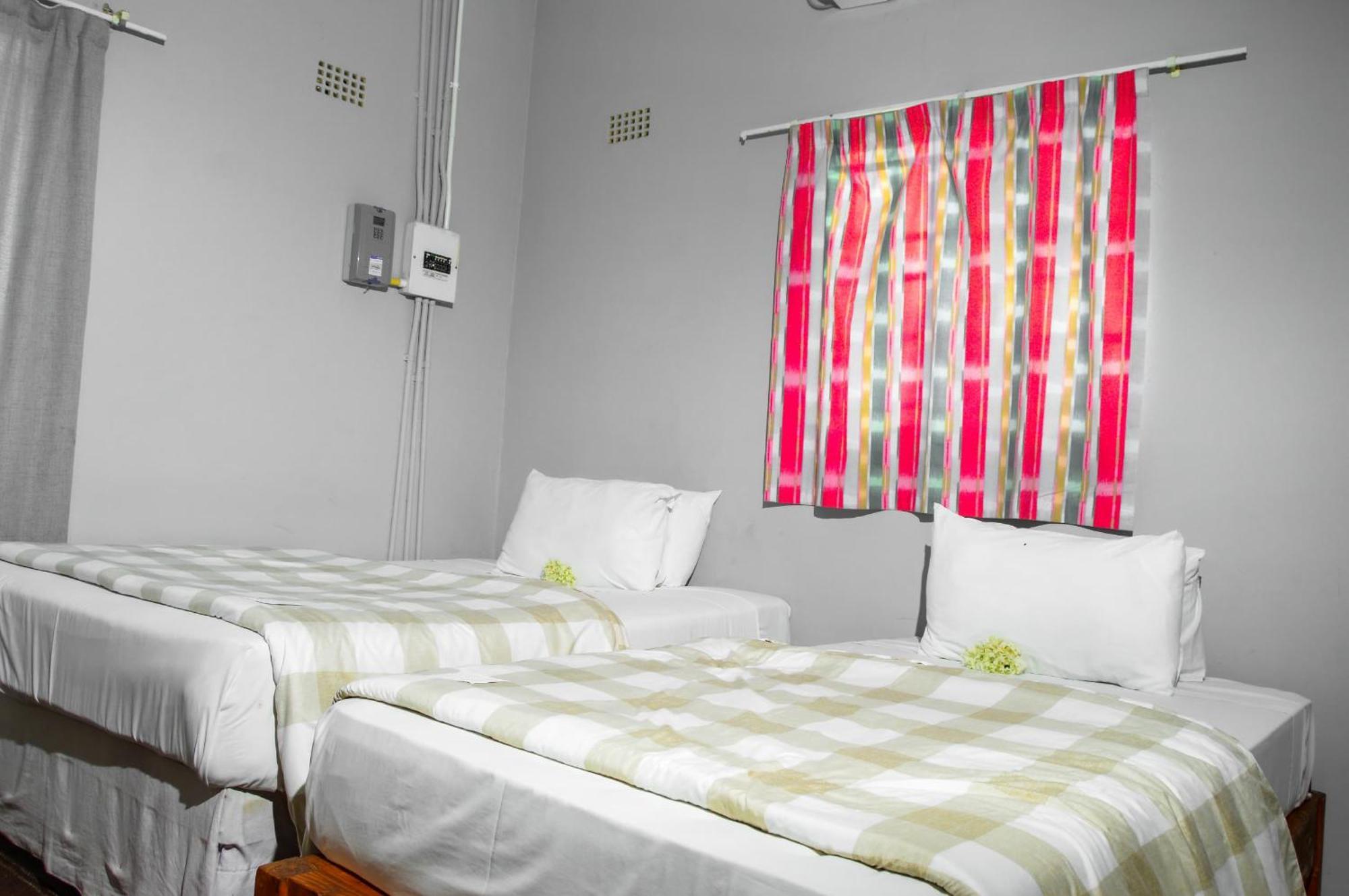 Golentle Home Stay Маун Екстер'єр фото